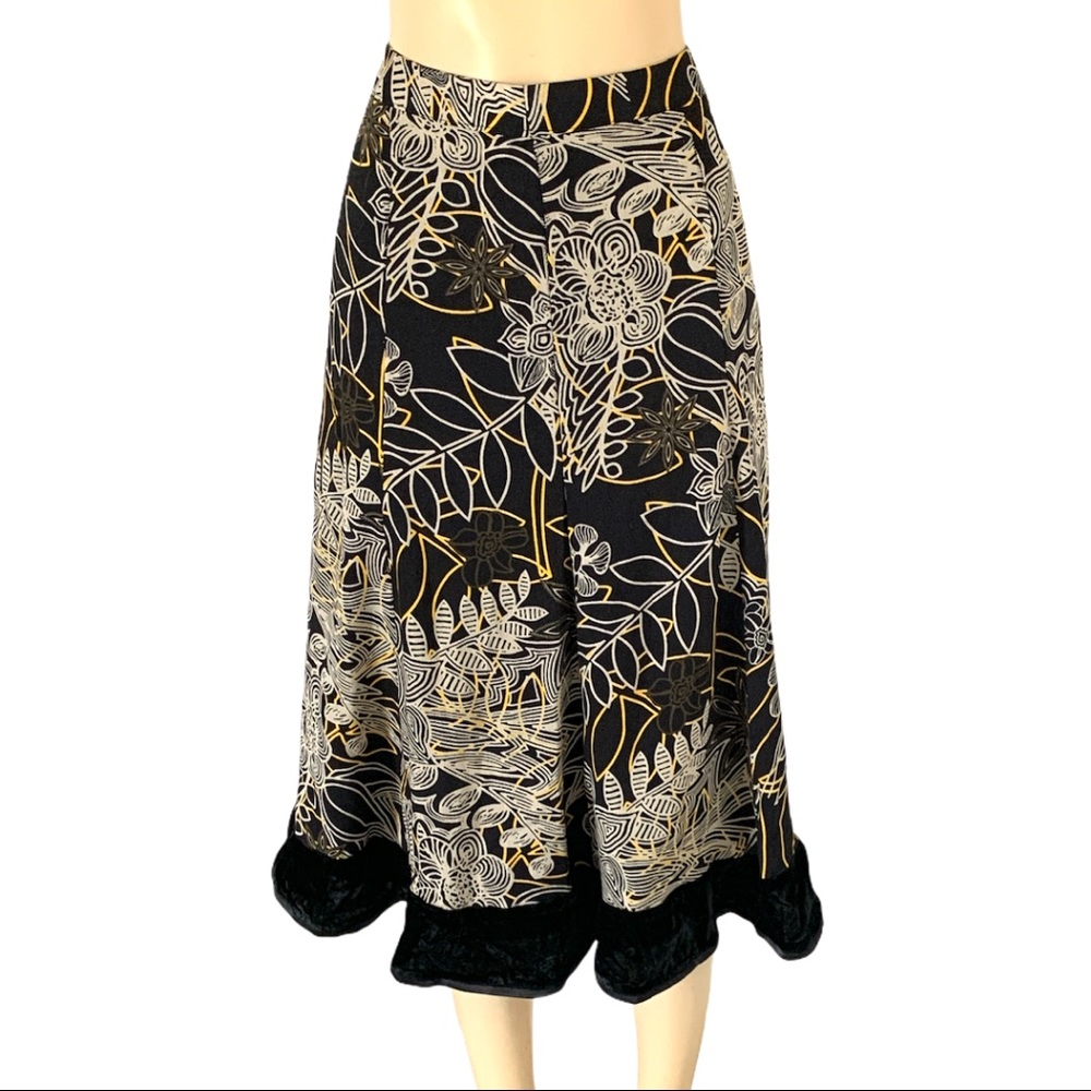 Attitude Velvet Flouncy Floral A-Line Zip Up Lined Skirt